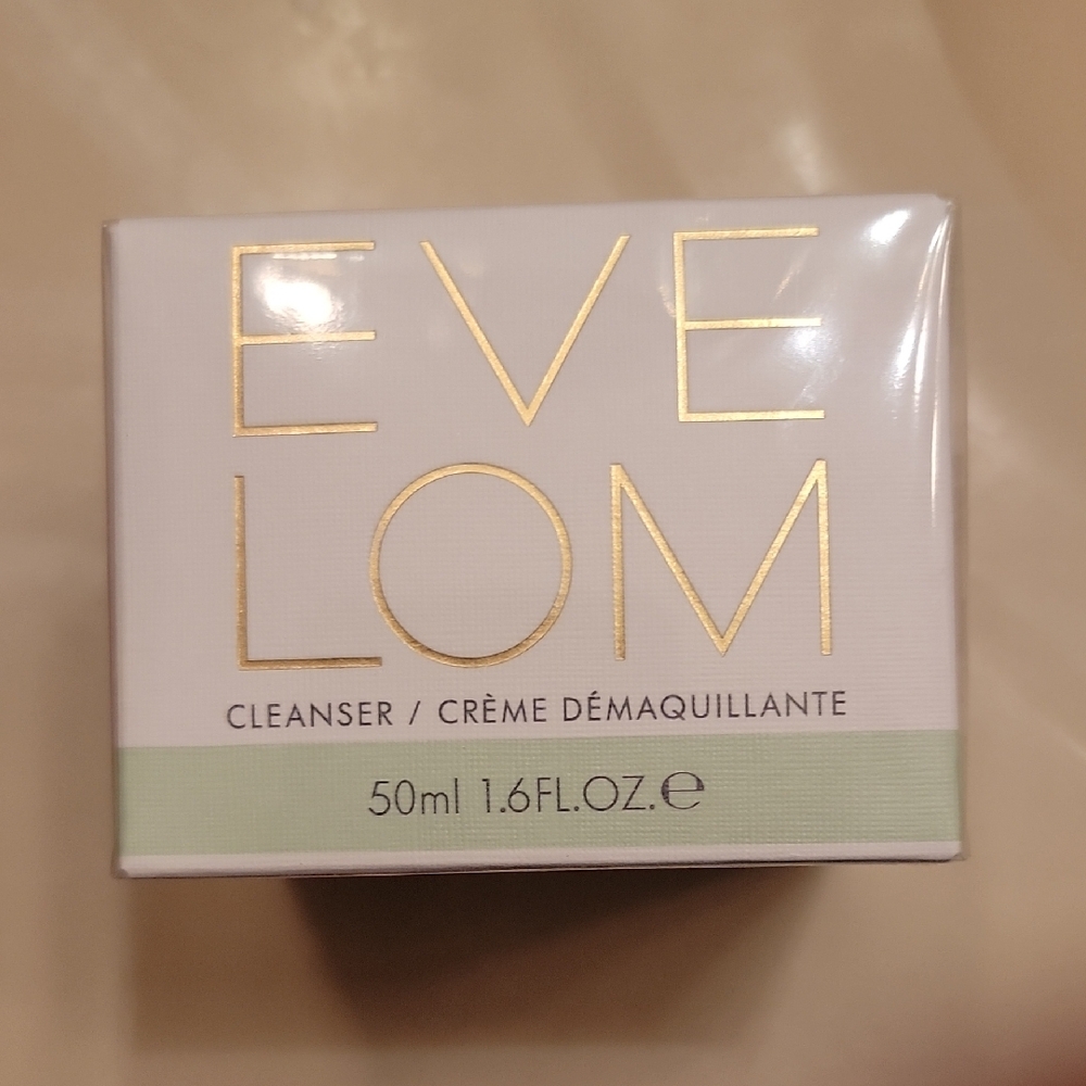 Cleanser - White and Gold